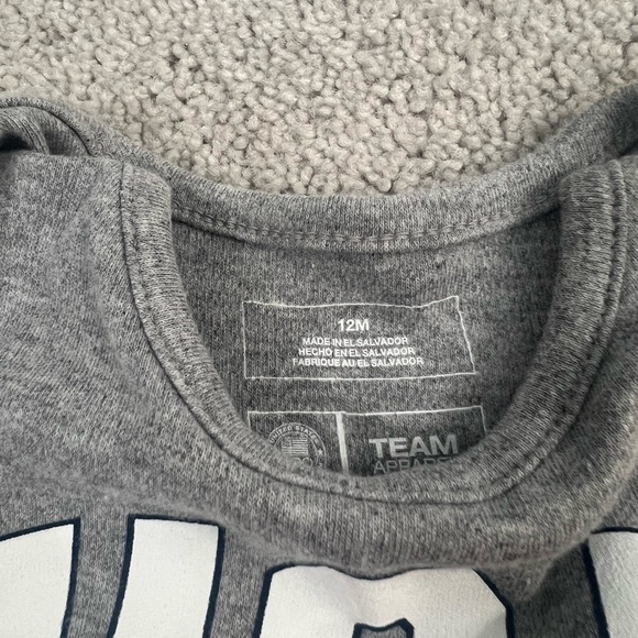 Kids Gray USA Onesie 12 Months - Picture 5 of 6